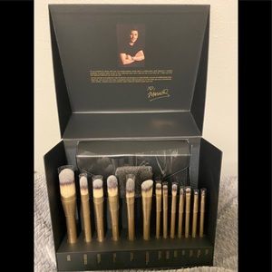 Sephora Makeup - Sephora collection x Mario complete brush set Sephora Makeup - Sephora collection x Mario complete brush set